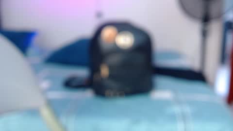 Snapshot of taliana36 chatting on February 24, 2025, 4:15 pm taliana36 online show from February 24, 2025, 4:15 pm