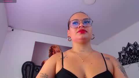 Snapshot of taliana36 chatting on October 17, 2025, 12:08 pm taliana36 online show from October 17, 2025, 12:08 pm