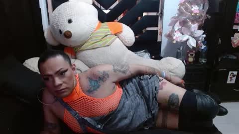 talianha online show from November 28, 2025, 11:18 pm