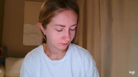  Kira  online show from September 9, 2025, 5:07 am