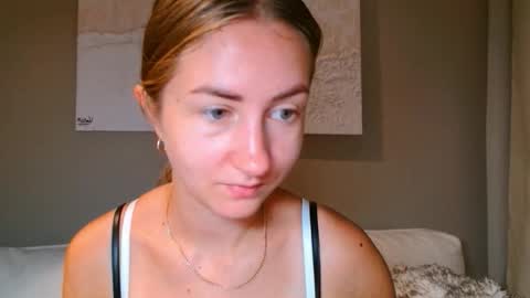  Kira  online show from October 24, 2025, 6:21 am