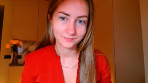  Kira  online show from November 12, 2025, 6:14 am