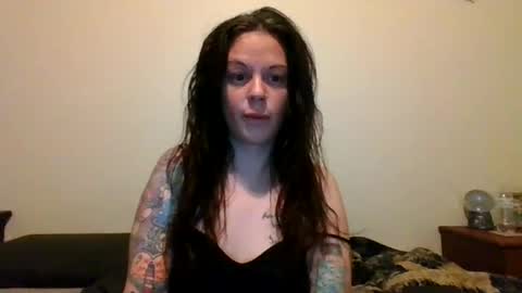 Lily Rhoades online show from May 2, 2026, 6:51 am