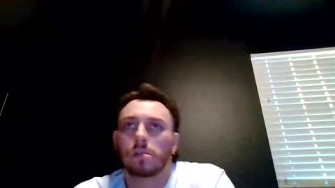 Snapshot of tallhungcloudy chatting on May 22, 2026, 2:40 am tallhungcloudy online show from May 22, 2026, 2:40 am