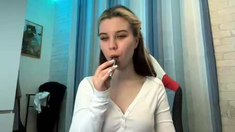 Snapshot of tamalalawrance chatting on May 12, 2026, 5:10 pm Kelly online show from May 12, 2026, 5:10 pm