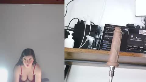 Snapshot of tamaraa_3 chatting on April 1, 2026, 3:40 am TAMARA online show from April 1, 2026, 3:40 am