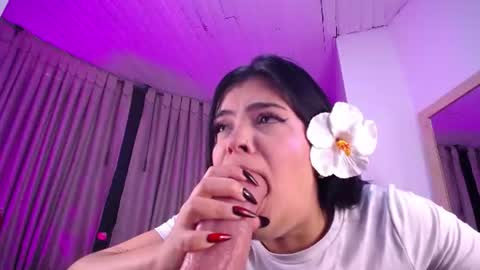 tamararosses online show from July 2, 2026, 1:06 pm