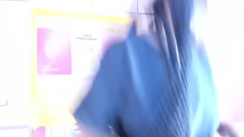 Tami online show from September 18, 2025, 8:00 pm