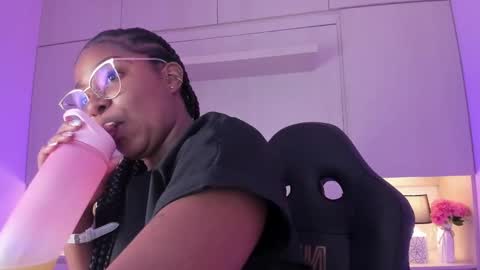 Tami online show from September 30, 2025, 7:52 pm