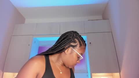 Tami online show from May 26, 2026, 7:43 pm