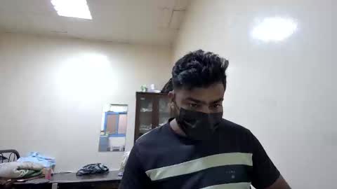 tamilan_da75 online show from December 29, 2024, 3:11 am