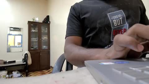 tamilan_da75 online show from December 30, 2024, 6:20 am