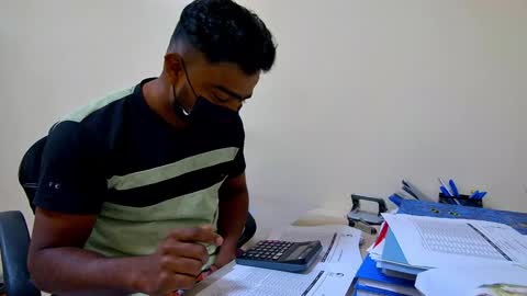 tamilan_da75 online show from January 27, 2025, 4:30 am