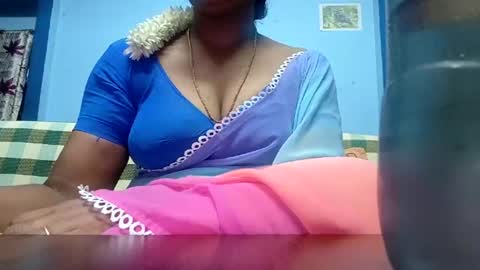 Snapshot of tamilmadhi520 chatting on June 16, 2026, 6:43 pm tamilmadhi520 online show from June 16, 2026, 6:43 pm