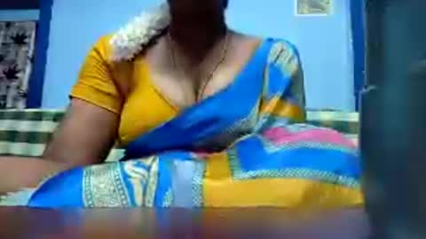 Snapshot of tamilmadhi520 chatting on June 28, 2026, 5:52 pm tamilmadhi520 online show from June 28, 2026, 5:52 pm