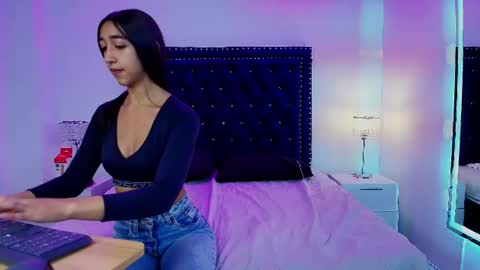 tammi_n_liam online show from July 28, 2026, 11:28 am
