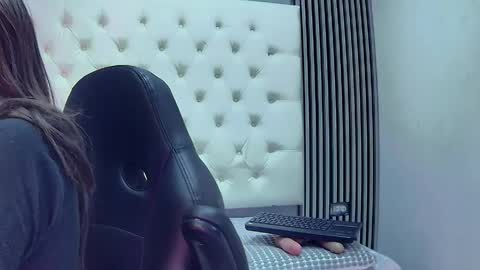 tammy_sweett1 online show from June 2, 2026, 2:08 pm