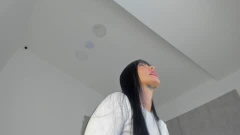 Tamy Leen online show from July 28, 2026, 9:59 am