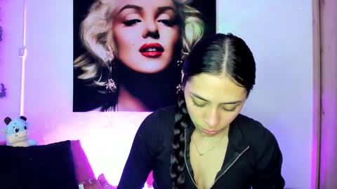 tania06 online show from November 20, 2025, 1:33 pm