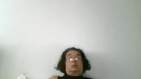 Snapshot of tantriceye chatting on April 15, 2026, 8:43 am tantriceye online show from April 15, 2026, 8:43 am
