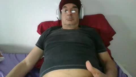 Snapshot of tantriceye chatting on April 18, 2026, 11:47 am tantriceye online show from April 18, 2026, 11:47 am