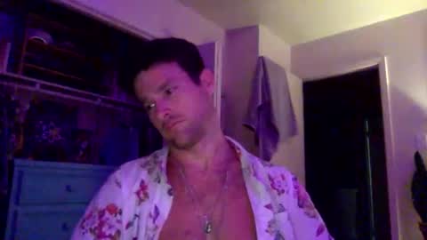 Dr. Love online show from April 8, 2026, 1:49 am