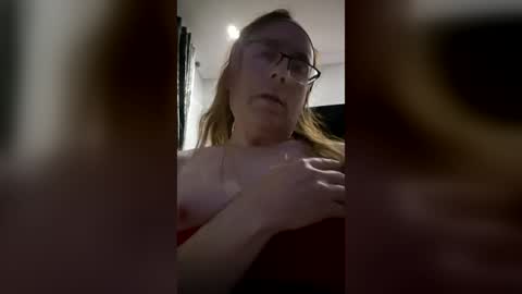 tanya853046 online show from August 6, 2026, 9:28 pm