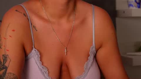Tania online show from July 21, 2026, 4:48 am