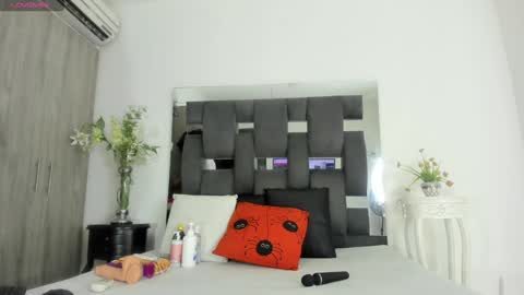 Snapshot of tanyyaa chatting on January 9, 2025, 1:35 pm Tanya online show from January 9, 2025, 1:35 pm