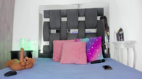 Snapshot of tanyyaa chatting on February 8, 2025, 11:45 pm Tanya online show from February 8, 2025, 11:45 pm