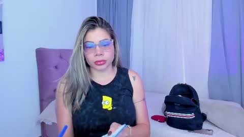 Snapshot of taragreyt_ chatting on July 18, 2026, 1:15 pm taragreyt_ online show from July 18, 2026, 1:15 pm