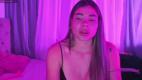 Snapshot of taragreyt_ chatting on July 28, 2026, 7:39 pm taragreyt_ online show from July 28, 2026, 7:39 pm