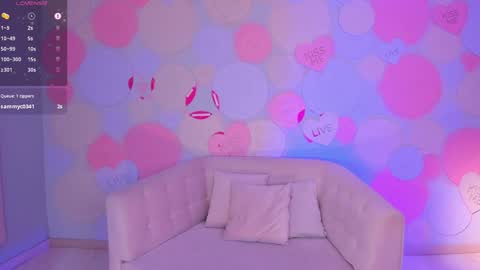 Snapshot of taralawrence chatting on December 24, 2024, 10:22 am Tara Lawrence online show from December 24, 2024, 10:22 am