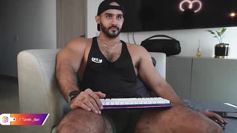 Snapshot of tarek_dan chatting on January 19, 2026, 2:54 pm Tarek online show from January 19, 2026, 2:54 pm