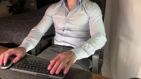 Snapshot of tarquit8 chatting on May 26, 2026, 7:32 pm tarquit8 online show from May 26, 2026, 7:32 pm