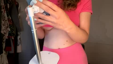 Snapshot of tarralicious chatting on August 2, 2026, 5:00 pm Tarra Rose online show from August 2, 2026, 5:00 pm