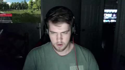 Snapshot of tarus333 chatting on December 16, 2024, 1:42 am tarus333 online show from December 16, 2024, 1:42 am