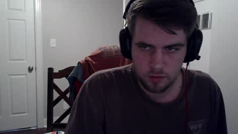 Snapshot of tarus333 chatting on December 23, 2024, 7:38 am tarus333 online show from December 23, 2024, 7:38 am