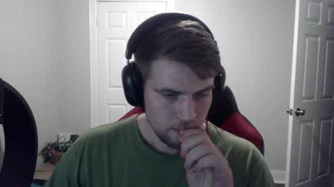 Snapshot of tarus333 chatting on December 30, 2024, 6:42 am tarus333 online show from December 30, 2024, 6:42 am