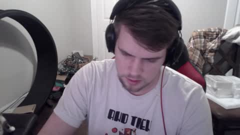 Snapshot of tarus333 chatting on January 13, 2025, 6:27 am tarus333 online show from January 13, 2025, 6:27 am