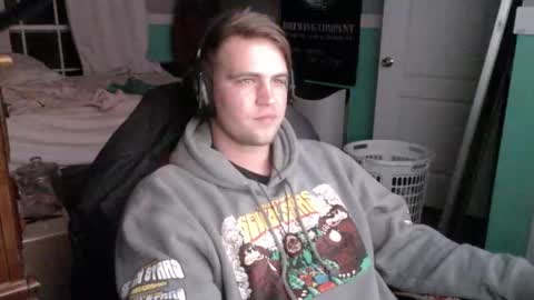 Snapshot of tarus333 chatting on October 24, 2025, 5:15 am tarus333 online show from October 24, 2025, 5:15 am