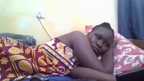 Snapshot of tashacute20 chatting on April 1, 2026, 8:15 am tashacute20 online show from April 1, 2026, 8:15 am