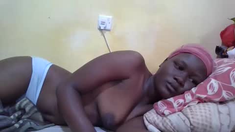 Snapshot of tashacute20 chatting on May 11, 2026, 6:19 am tashacute20 online show from May 11, 2026, 6:19 am