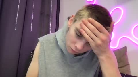 tasteithorny online show from February 4, 2025, 10:10 am