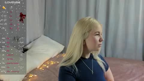 Ann online show from December 17, 2025, 1:11 am