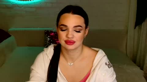 tasty_babyy online show from December 9, 2024, 3:22 pm