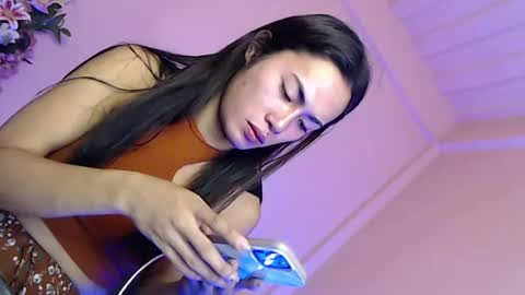 tasty_vannesa1982 online show from July 15, 2026, 11:43 pm