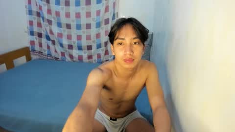 Snapshot of tastylicious_kim chatting on February 7, 2026, 5:49 pm Ask me online show from February 7, 2026, 5:49 pm