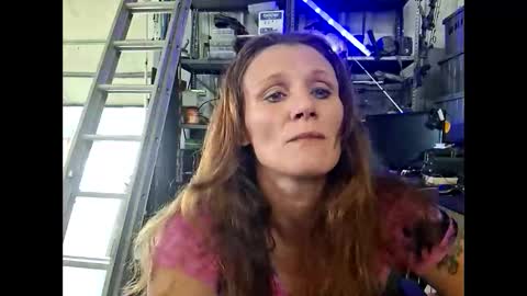 tastypeach6989 online show from April 27, 2026, 7:01 pm