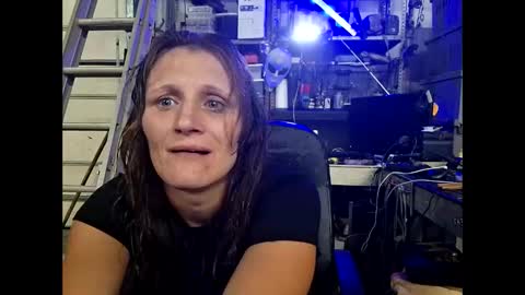tastypeach6989 online show from April 28, 2026, 3:22 am